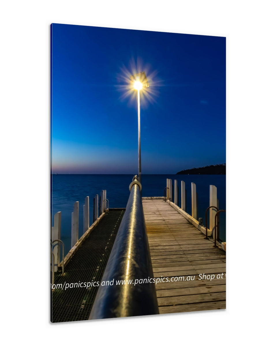 Jetty light – Panics Pics